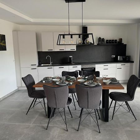 Апартаменти Rathausplatz Residenz Юбах-Паленберг Екстер'єр фото